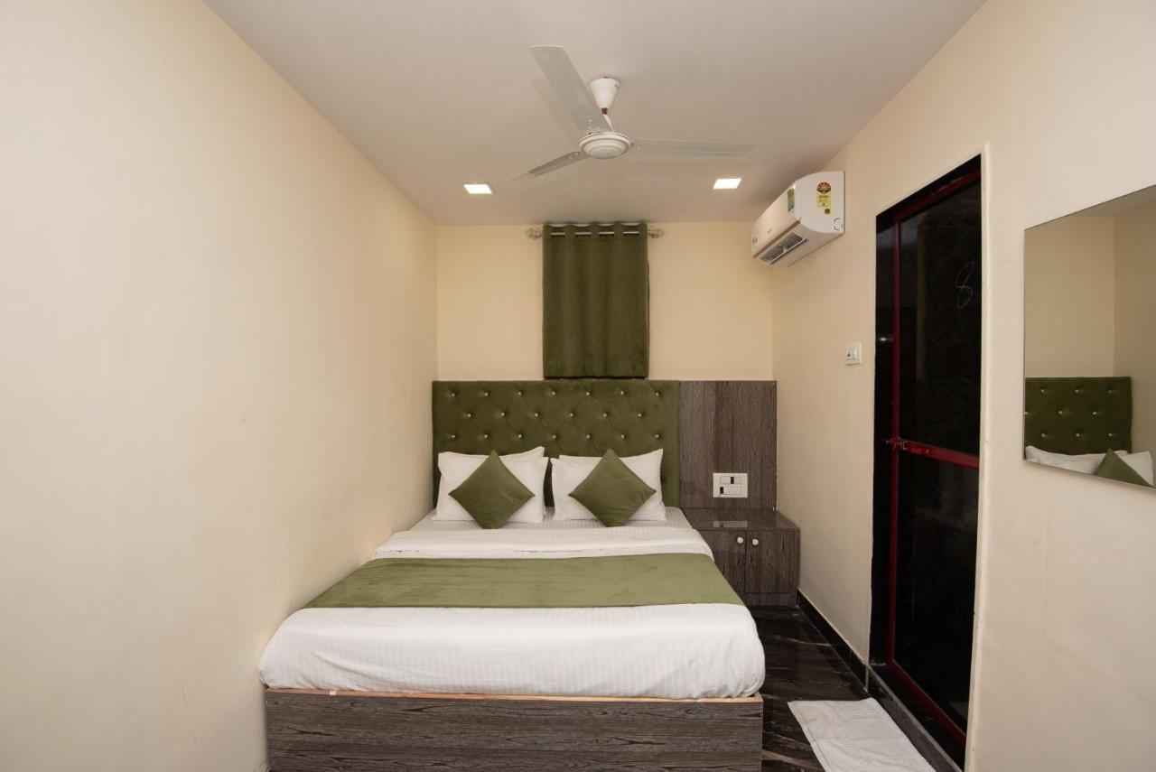 Hotel Priceless Suite Bombay Exhibition Centre Goregaon West Mumbai Exterior photo