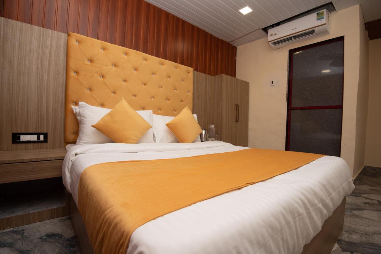Hotel Priceless Suite Bombay Exhibition Centre Goregaon West Mumbai Exterior photo