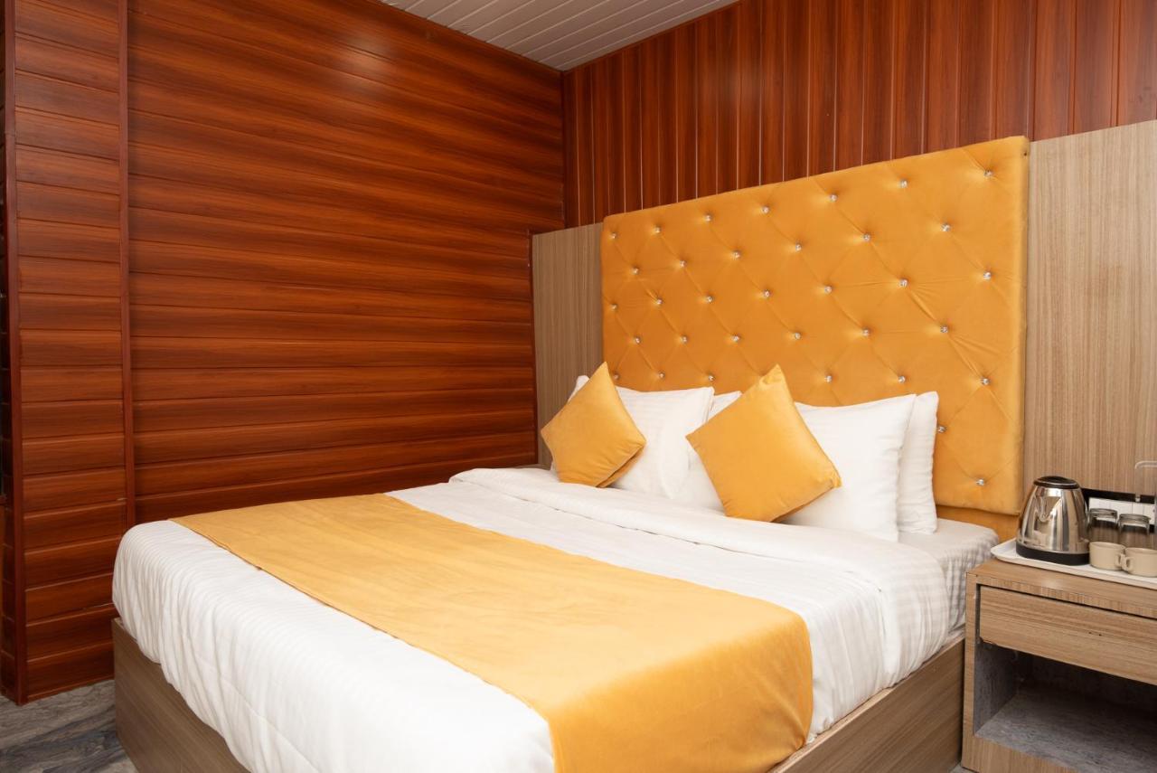 Hotel Priceless Suite Bombay Exhibition Centre Goregaon West Mumbai Exterior photo