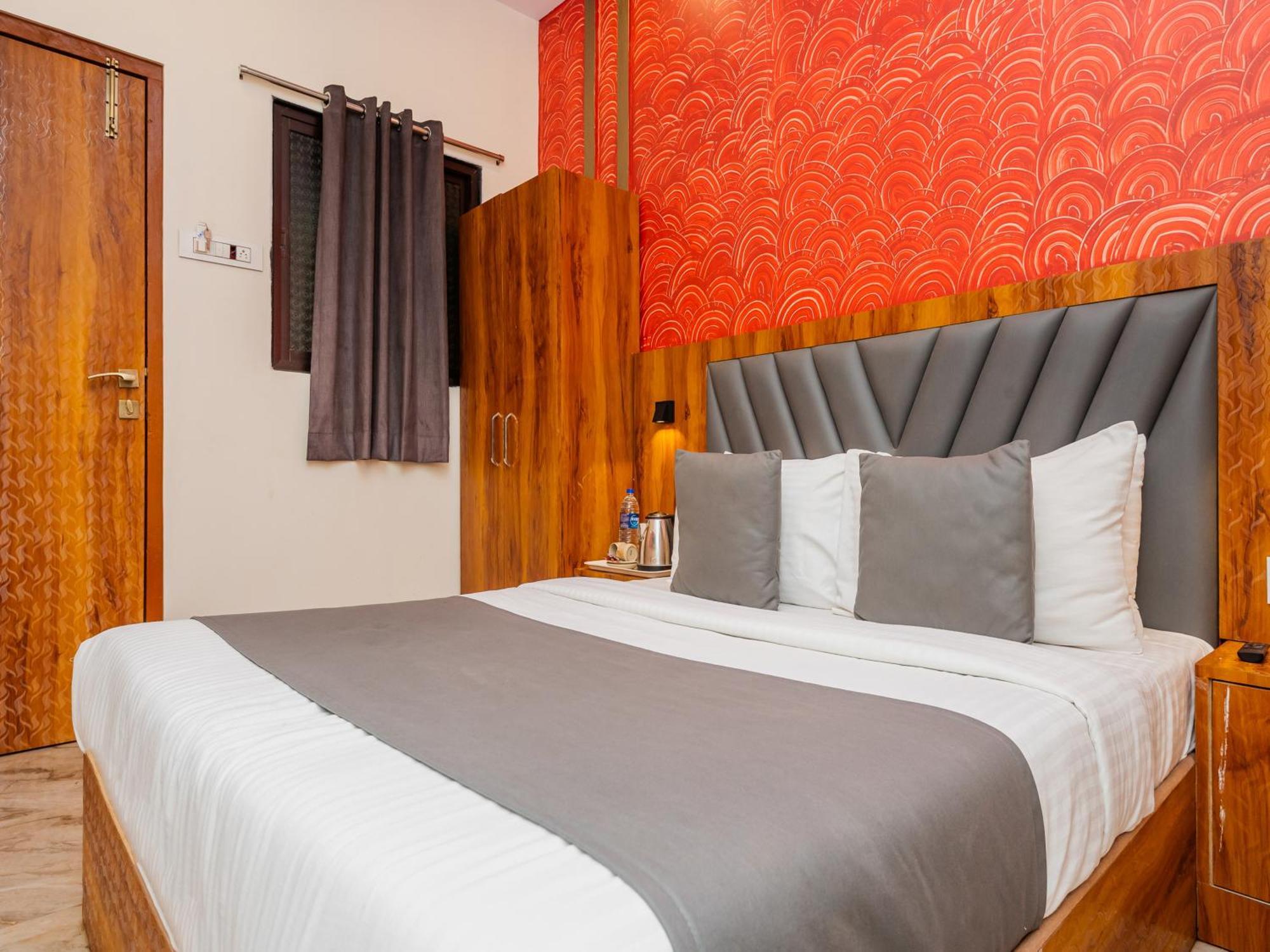 Hotel Priceless Suite Bombay Exhibition Centre Goregaon West Mumbai Exterior photo
