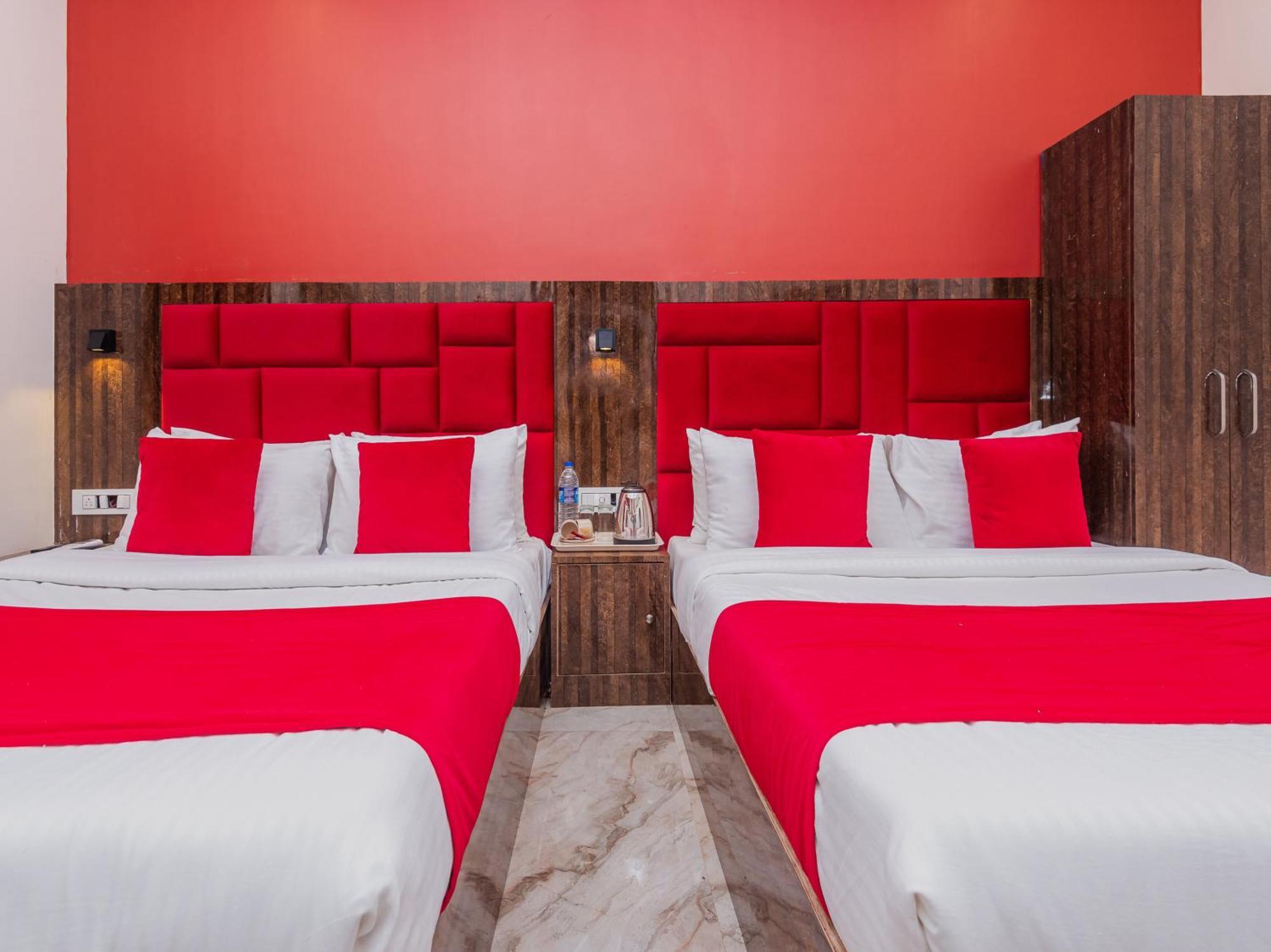 Hotel Priceless Suite Bombay Exhibition Centre Goregaon West Mumbai Exterior photo